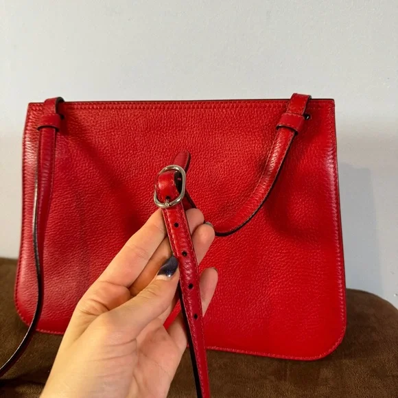 Gucci Women's Bamboo Daily Red Leather Flap Shoulder Bag - Picture 14 of 16